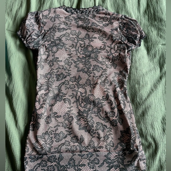 Gothic Blouse - Picture 3 of 3